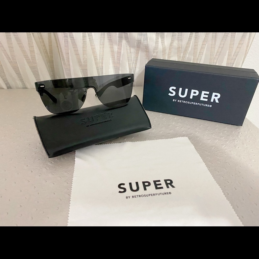 Retro Super future